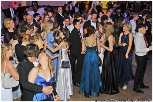 Gymnasiumball-486-20240416-Bettfedernfabrik