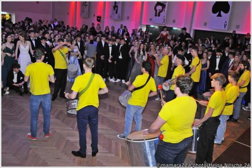 Gymnasiumball-527-20240416-Bettfedernfabrik