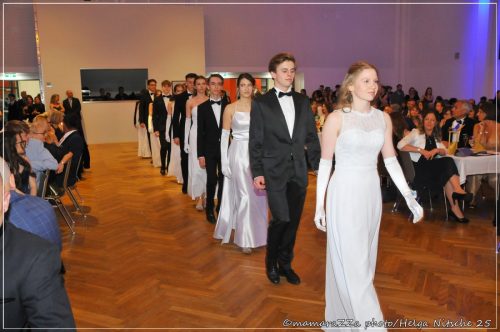 Gymnasiumball-Sternennacht-171-20250520-Bettfedernfabrik (1)
