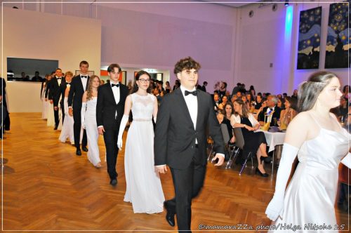 Gymnasiumball-Sternennacht-174-20250520-Bettfedernfabrik (1)