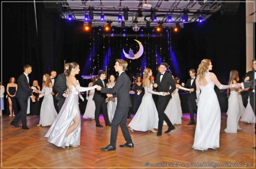 Gymnasiumball-Sternennacht-187-20250520-Bettfedernfabrik (1)