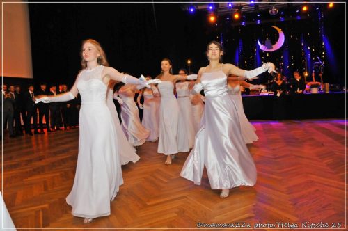 Gymnasiumball-Sternennacht-195-20250520-Bettfedernfabrik (1)