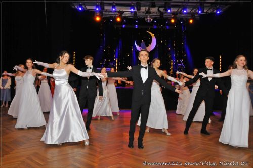 Gymnasiumball-Sternennacht-201-20250520-Bettfedernfabrik (1)