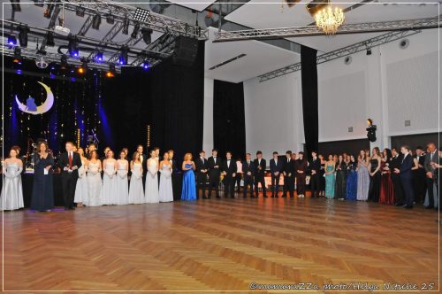 Gymnasiumball-Sternennacht-210-20250520-Bettfedernfabrik (1)