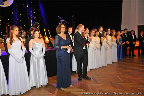 Gymnasiumball-Sternennacht-212-20250520-Bettfedernfabrik (1)