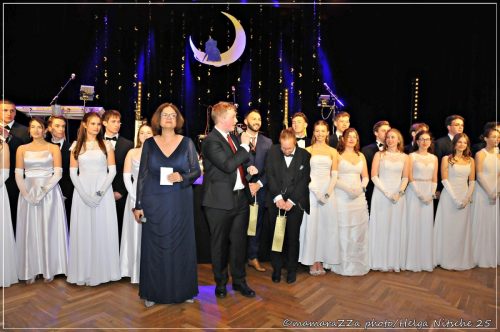 Gymnasiumball-Sternennacht-220-20250520-Bettfedernfabrik (1)