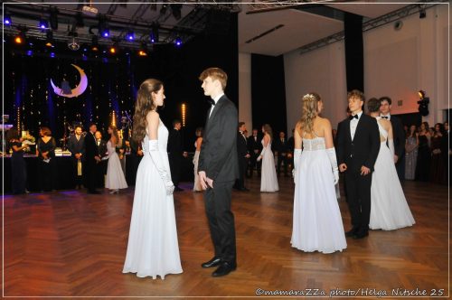 Gymnasiumball-Sternennacht-240-20250520-Bettfedernfabrik (1)
