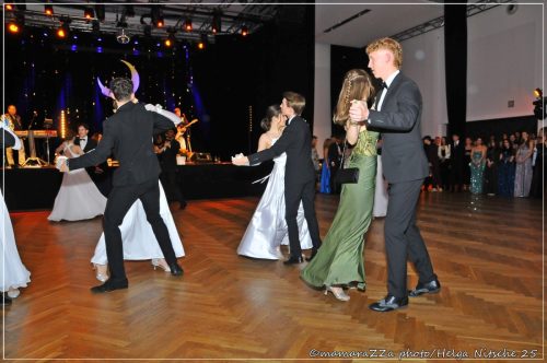 Gymnasiumball-Sternennacht-250-20250520-Bettfedernfabrik (1)