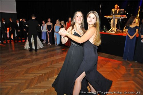 Gymnasiumball-Sternennacht-256-20250520-Bettfedernfabrik (1)