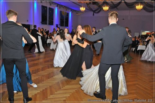 Gymnasiumball-Sternennacht-260-20250520-Bettfedernfabrik (1)