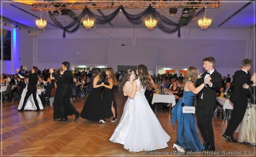 Gymnasiumball-Sternennacht-261-20250520-Bettfedernfabrik (1)