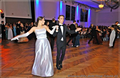 Gymnasiumball-Sternennacht-262-20250520-Bettfedernfabrik (1)