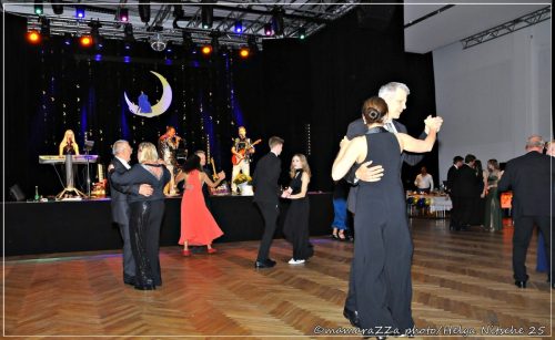Gymnasiumball-Sternennacht-331-20250520-Bettfedernfabrik (1)