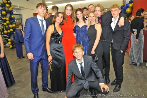 Gymnasiumball-Sternennacht-349-20250520-Bettfedernfabrik (1)
