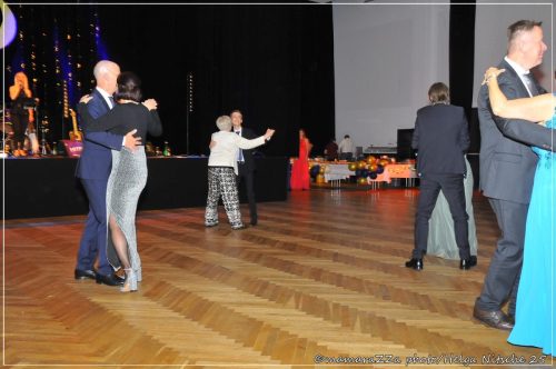 Gymnasiumball-Sternennacht-369-20250520-Bettfedernfabrik (1)