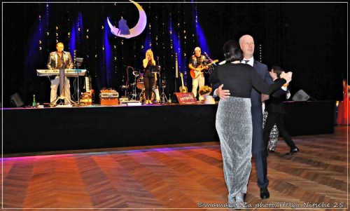 Gymnasiumball-Sternennacht-370-20250520-Bettfedernfabrik (1)