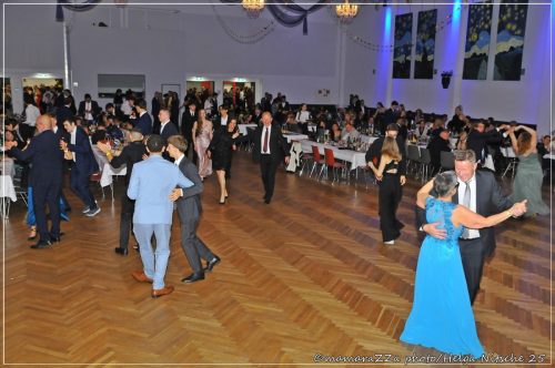 Gymnasiumball-Sternennacht-381-20250520-Bettfedernfabrik (1)