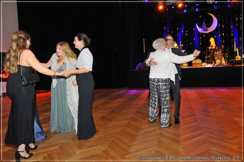 Gymnasiumball-Sternennacht-394-20250520-Bettfedernfabrik (1)