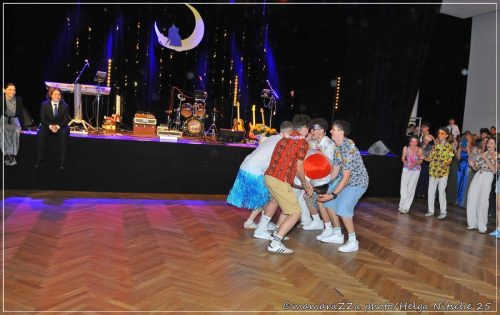 Gymnasiumball-Sternennacht-418-20250520-Bettfedernfabrik (1)