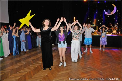 Gymnasiumball-Sternennacht-419-20250520-Bettfedernfabrik (1)