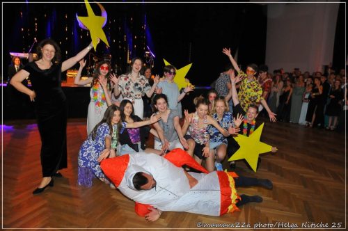 Gymnasiumball-Sternennacht-421-20250520-Bettfedernfabrik (1)