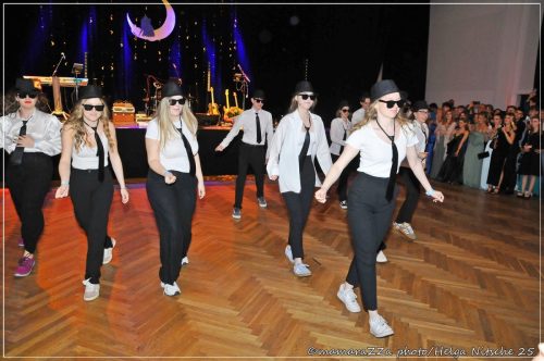 Gymnasiumball-Sternennacht-423-20250520-Bettfedernfabrik (1)