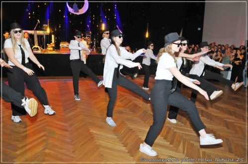 Gymnasiumball-Sternennacht-425-20250520-Bettfedernfabrik (1)