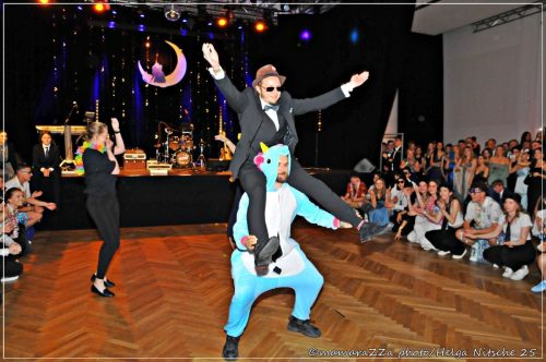 Gymnasiumball-Sternennacht-437-20250520-Bettfedernfabrik (1)
