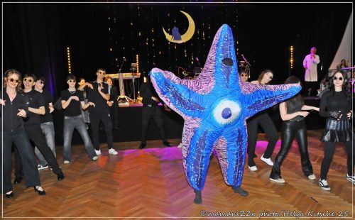 Gymnasiumball-Sternennacht-449-20250520-Bettfedernfabrik (1)